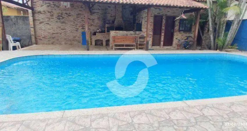 Casa com 4 dormitórios à venda, 380 m² por R$ 950.000,00 - Maravista - Niterói/RJ