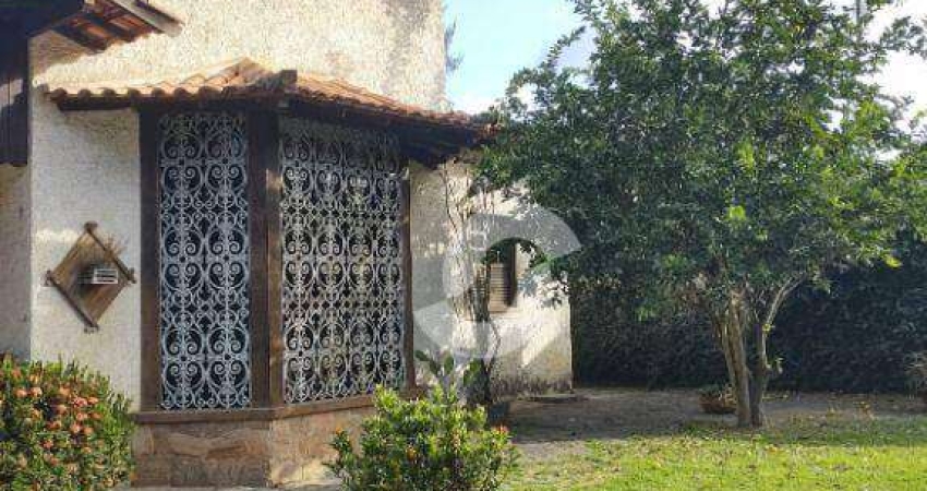 Casa com 3 dormitórios à venda, 170 m² por R$ 650.000,00 - Serra Grande - Niterói/RJ