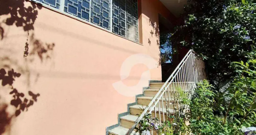 Casa com 3 dormitórios à venda, 150 m² por R$ 850.000,00 - Santa Rosa - Niterói/RJ