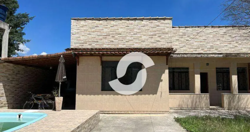 Casa com 4 quartos à venda na Rua da Liberdade, 57, Marambaia, São Gonçalo