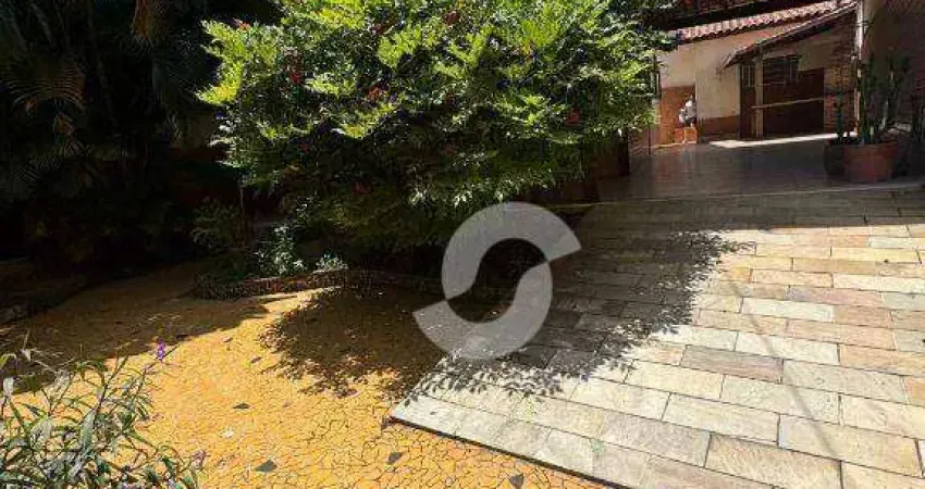 Casa duplex espaçosa em rua tranquila — conforto, lazer e qualidade de vida para toda a família!  localizada em uma rua calma e residencial, esta casa