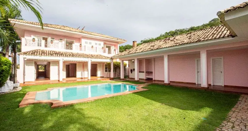 Casa com 6 dormitórios à venda, 700 m² por R$ 3.850.000,00 - Piratininga - Niterói/RJ