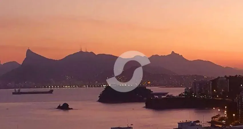 Apartamento com 2 dormitórios à venda, 86 m² por R$ 800.000,00 - Icaraí - Niterói/RJ