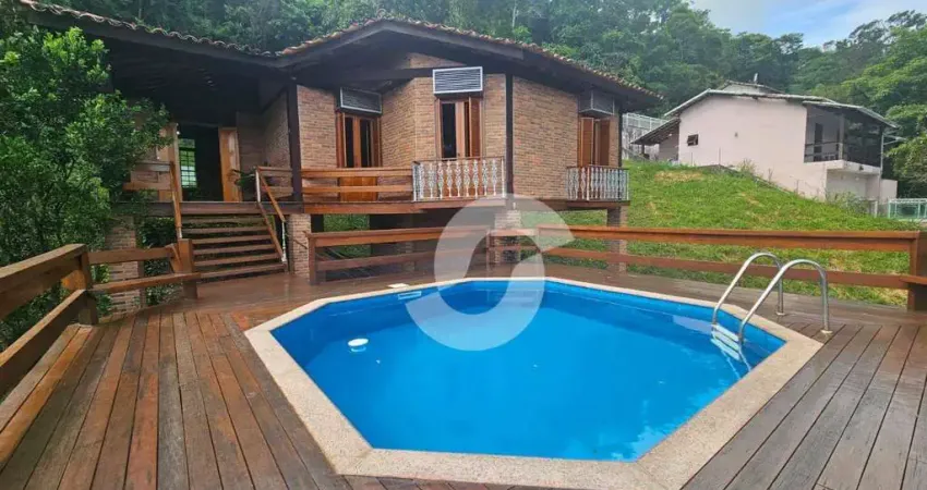 Casa com 3 dormitórios à venda, 164 m² por R$ 980.000,00 - Serra Grande - Niterói/RJ