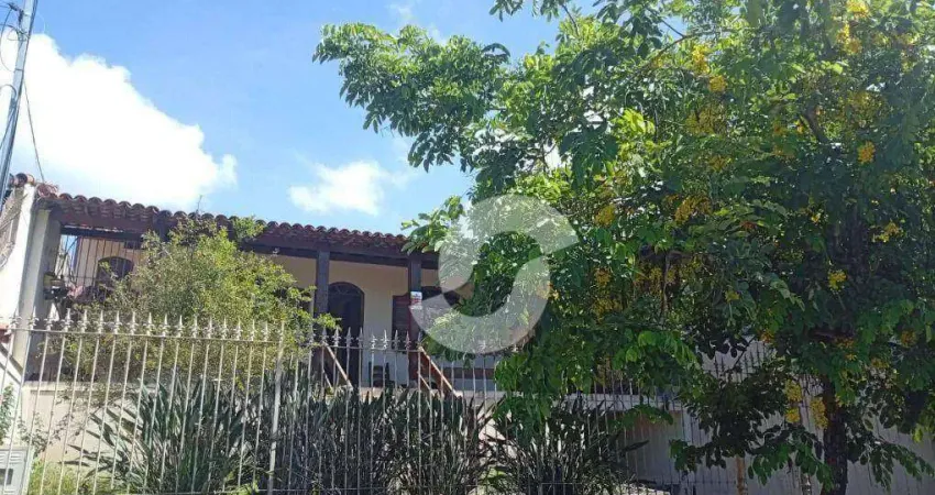 Casa com 3 dormitórios à venda, 201 m² por R$ 850.000,00 - Piratininga - Niterói/RJ