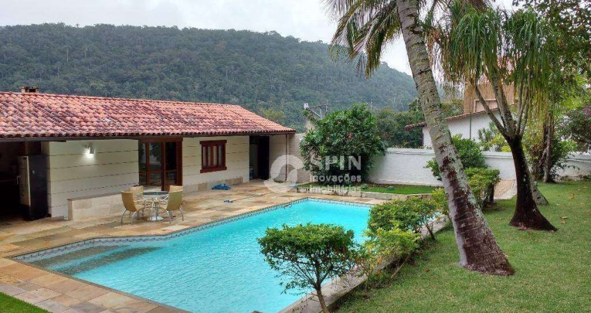Linda Casa, 4 dormitórios à venda, 550 m² por R$ 3.000.000 - Camboinhas - Niterói/RJ