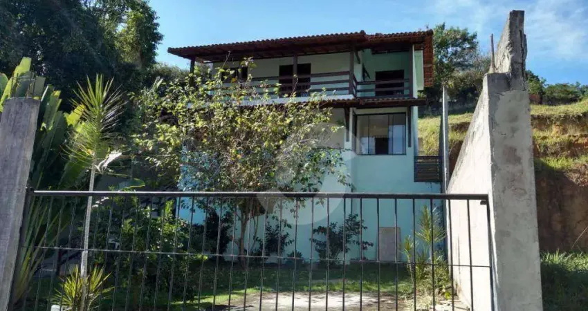 Casa com 2 dormitórios à venda, 160 m² por R$ 480.000,00 - Flamengo - Maricá/RJ