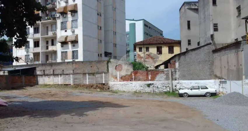 Terreno à venda, 2000 m² por R$ 6.000.000,00 - Centro - São Gonçalo/RJ