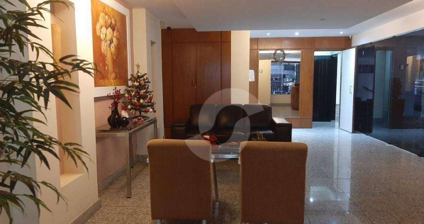 Apartamento de 3 quartos e 2 vagas no miolo de Icaraí