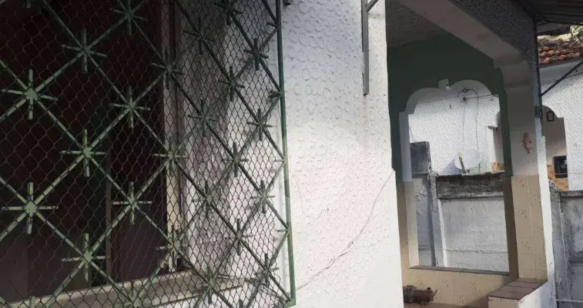 Casa com 3 dormitórios à venda, 90 m² por R$ 330.000,00 - Santa Rosa - Niterói/RJ