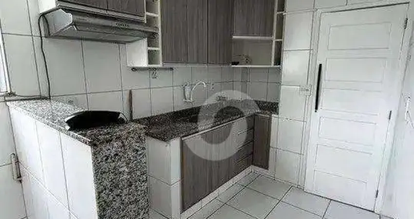 Apartamento com 2 dormitórios à venda, 60 m² por R$ 265.000,00 - Largo do Barradas - Niterói/RJ