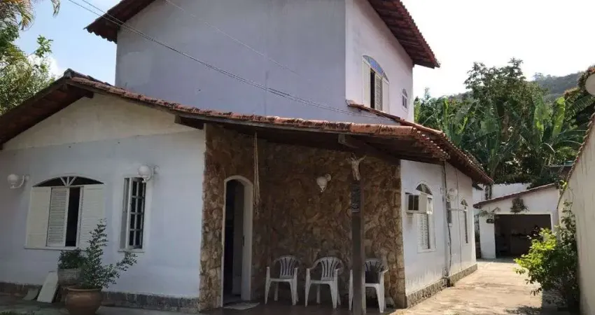 Casa com 3 quartos à venda na Rua Promotor Fernando Mattos Fernandes, 139, Piratininga, Niterói