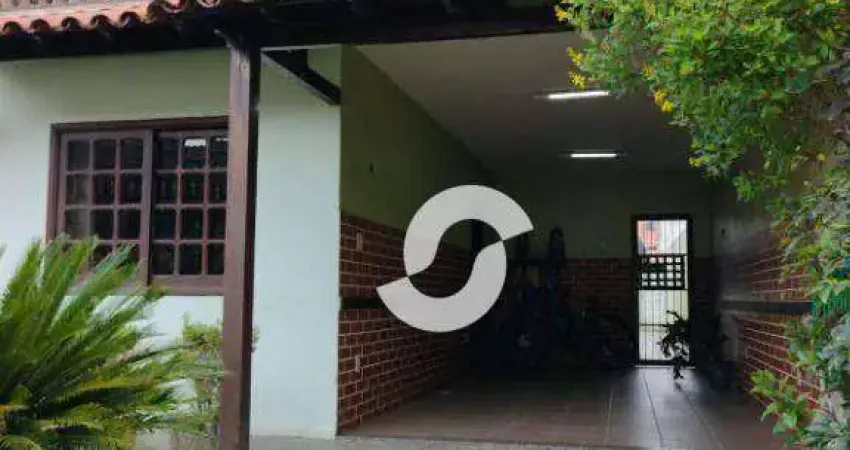 Casa com 4 dormitórios à venda, 294 m² por R$ 1.200.000,00 - Barreto - Niterói/RJ