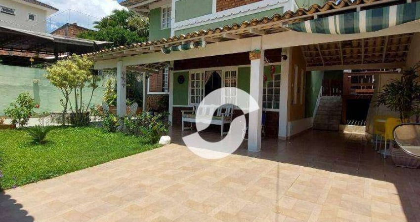 Linda casa com 3 quartos à venda, 201 m² por R$ 780.000 - Piratininga - Niterói/RJ