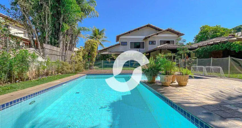 Casa com 5 dormitórios à venda, 372 m² por R$ 3.400.000,00 - Piratininga - Niterói/RJ