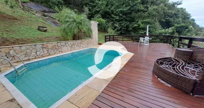 Casa com 4 dormitórios à venda, 463 m² por R$ 2.500.000,00 - Piratininga - Niterói/RJ