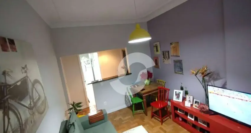 Apartamento com 2 dormitórios à venda, 60 m² por R$ 670.000,00 - Icaraí - Niterói/RJ