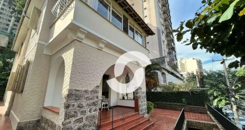 Casa com 4 dormitórios à venda, 300 m² por R$ 850.000,00 - Icaraí - Niterói/RJ