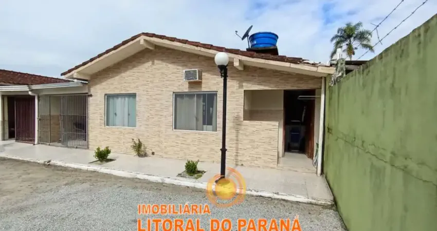 Casa em Condomínio 3 Quartos, com piscina em Costa Azul-Matinhos