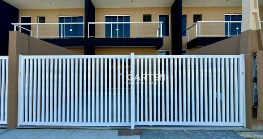 Sobrado com 2 dormitórios à venda, 75 m² por R$ 450.000,00 - Bom Retiro - Matinhos/PR