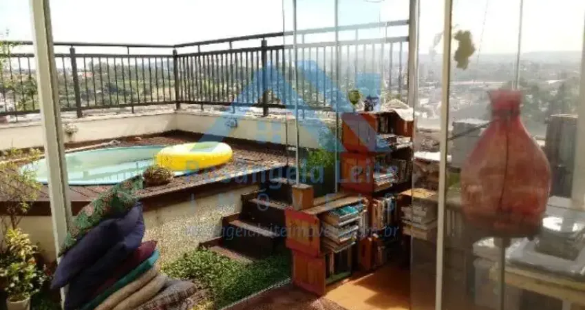 COBERTURA DUPLEX COM PISCINA