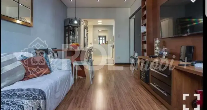 Amplo apartamento reformado próximo às estações de metrõ sta cecilia  e república venda ou locação