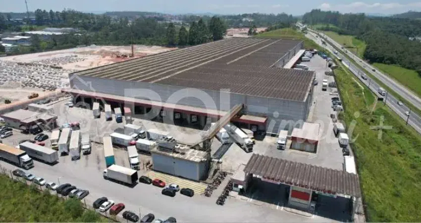 Galpão/cd de 17.678m² para locação, com área frigorificada e área seca de armazenagem, em maua-sp.