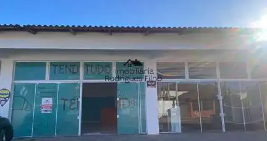Sala comercial de frente para avenida brasil, no balneário itapoá.