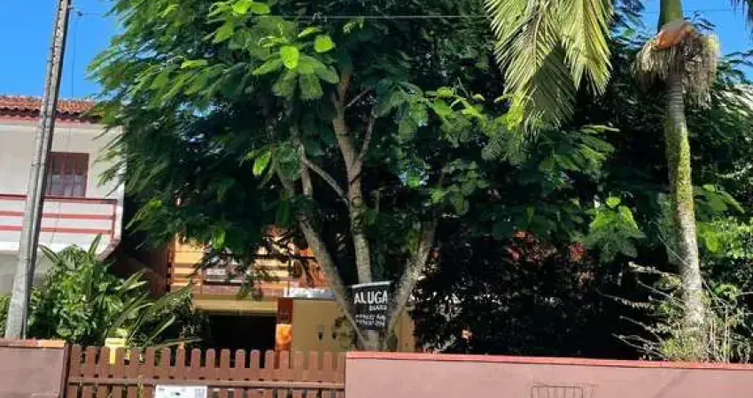 Casa com 4 quartos à venda na Rua 783 Espírito Santo, 611, Itapema do Norte, Itapoá