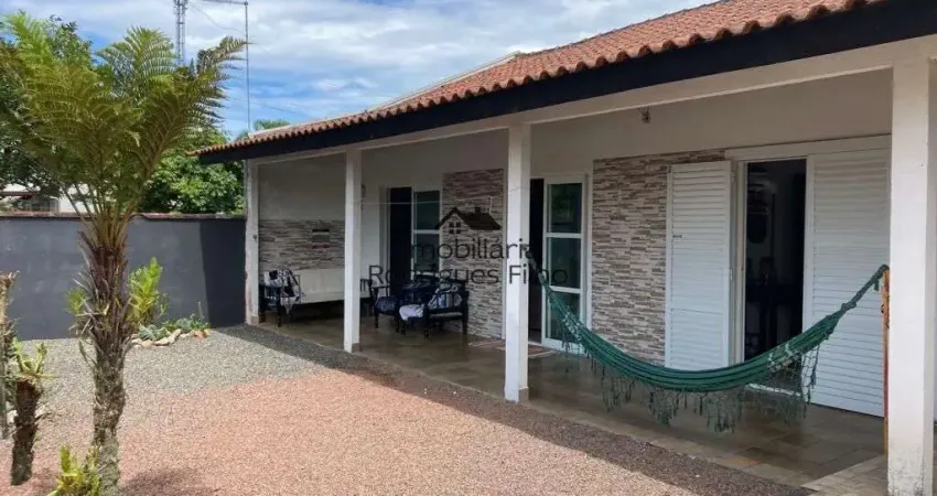 Casa com 2 quartos à venda na Rua Iemanjá, 653, Rainha do Mar, Itapoá