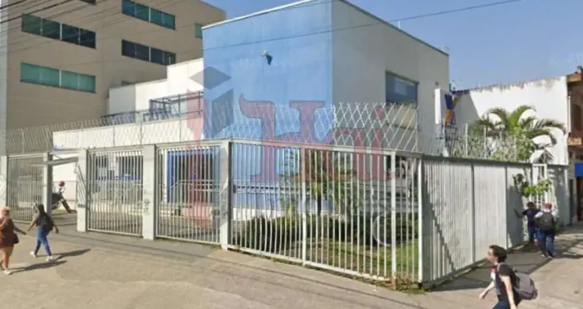 Prédio à venda no Pirajussara, São Paulo