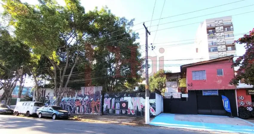 Vende-se ou aluga-se terreno com 1.098m² na vila formosa com possibilidade de chegar a 1.550m².