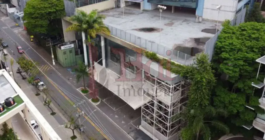 Prédio para alugar no Real Parque, São Paulo