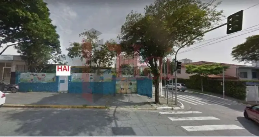 Imóvel comercial de esquina com renda para venda com 1.184 m²