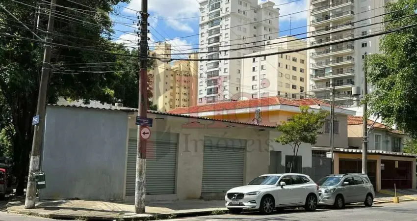 Barracão / Galpão / Depósito à venda em Perdizes, São Paulo