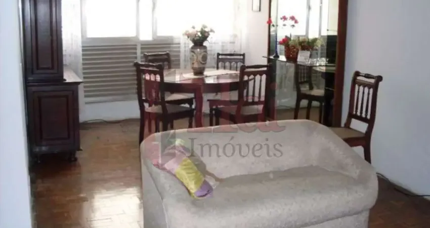 Apartamento claro com dois banheiros, sala dois ambientes em ótimo estado