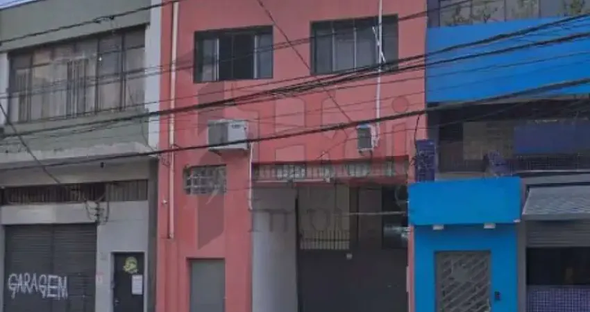 Vende-se galpão e casa no bairro do bom retiro, com uma área total de 300m² e 500m² de área construí