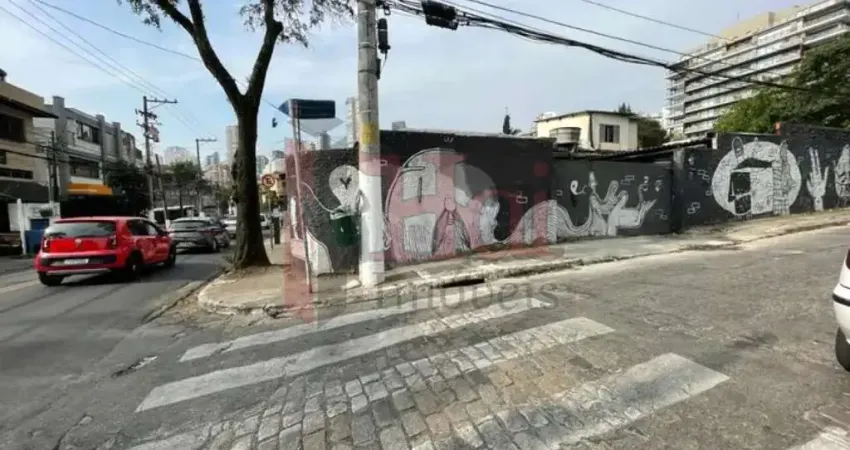 Terreno à venda na Rua Colonização, 146, Vila Madalena, São Paulo