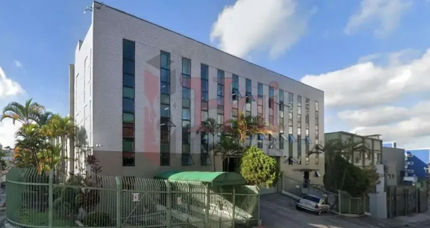 Galpão e prédio com excelente estrutura em ótima localização