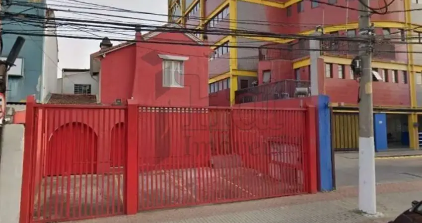 Casa comercial com 967m² , galpão e excelente acesso ao Terminal Barra Funda