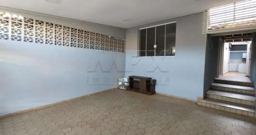 Casa com 3 quartos para alugar na Rua Doutor Fuas de Mattos Sabino, Jardim América, Bauru