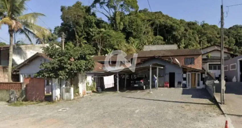 Terreno à venda na Rua Teresópolis, Guanabara, Joinville