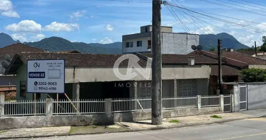 Terreno à venda na Rua Ivora, Vila Nova, Joinville