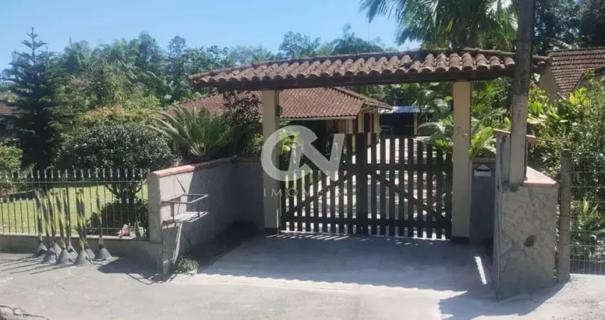 Casa 4 quartos, Averbada, Terreno 855 m², Vila Nova - Joinville