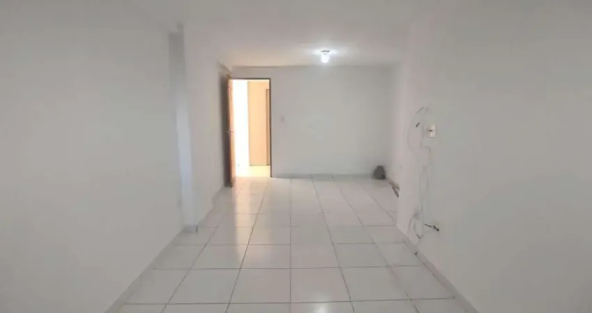 Apartamento com 3 dormitórios à venda por R$ 260.000,00 - Água Fria - João Pessoa/PB