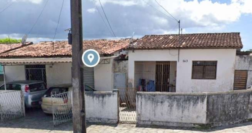 Casas à venda por R$ 400.000 - Funcionários - João Pessoa/PB