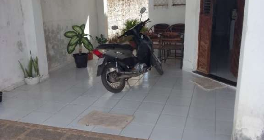 Casa com 2 quartos à venda no Centro, Sapé 