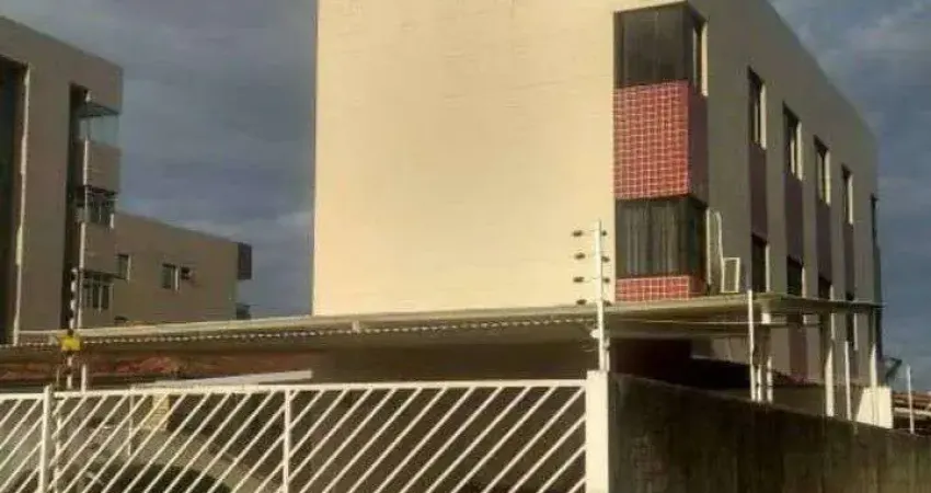 Apartamento com 2 dormitórios à venda por R$ 245.000,00 - Poço - Cabedelo/PB
