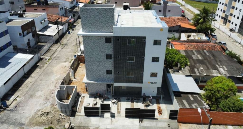 Apartamento com 2 dormitórios à venda por R$ 185.000 - Mangabeira - João Pessoa/PB