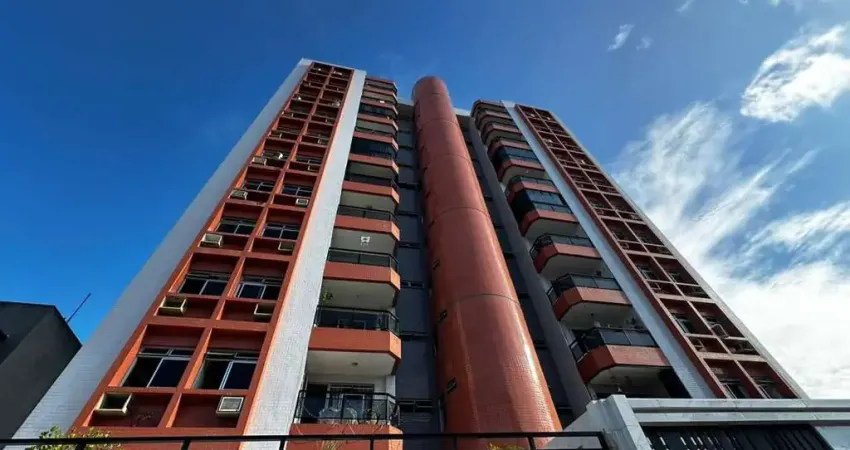 Apartamento com 3 dormitórios à venda, 100 m² por R$ 380.000,00 - Manaíra - João Pessoa/PB